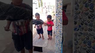 Pani ki rahe hain #homevlog #vlog #noor 😝🤪🤪🕺💃