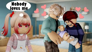 😒 My parents only care about my little brother and forget about me! | Ruby Roblox TV