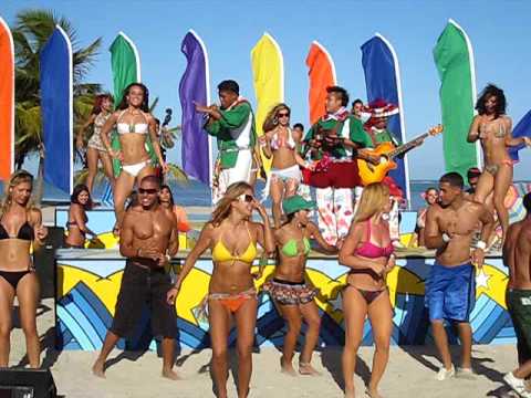 Huichol Musical on Telemundo's Descontrol