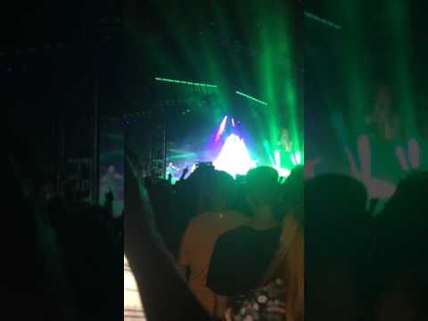 Linkin Park - Breaking The Habit LIVE