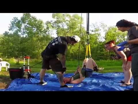 Trigger's outdoor knee suspension 2015