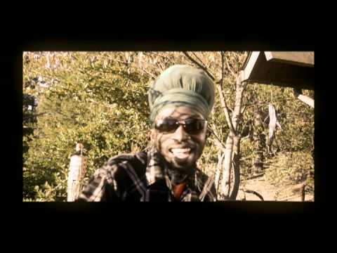 Ghana Roots-Life Reggae artist PAAPA WASTIK bigging up Jah Jah Sound System,France