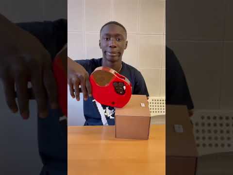 KhabyLame shows Netflix Actors how to tape a box #shorts
