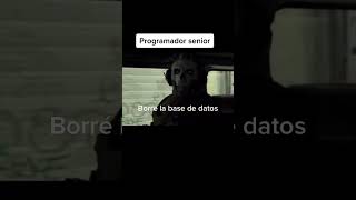 Programador Senior y Junior 😅 #shorts  #meme #code #programacion