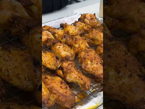 Creamy Garlic Parmesan Wings #recipe #shortsvideo #chicken #food #shortsfeed