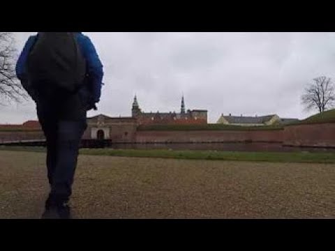 An ordinary Day At Helsingør Castle - En Almindelig Dag i Helsingør Slot -
