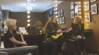Barnett, Lynne & West  — 'Making Plans' at the Grand Ole Opry