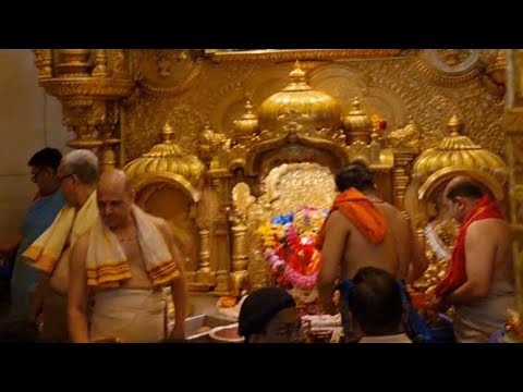Siddhivinayak Temple Darshan | Dadar Mumbai 🙏🙏 #ganapatibappamorya #dadar #siddhivinayak #darshan