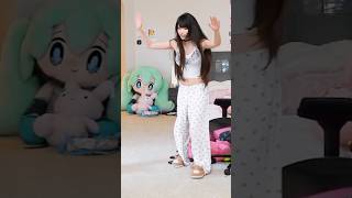 Emiru proves that she's not AI