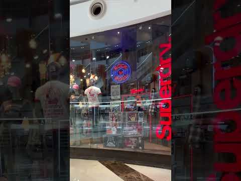 SupersDry Window Display #mallofindia #superdry #windowdisplay #windowdisplay