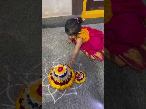 Bathukama #bathukamma #latestbathukammasong #bathukammanewsongs #viralvideo #celebration