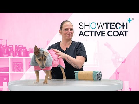Discover the NEW ShowTech+ Active Coats – Super Absorbent Dog Robes in Fresh Colors!