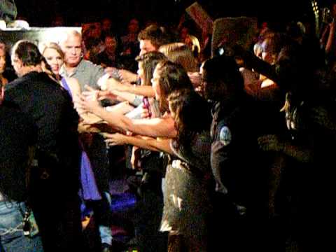 Taylor Swift Speak Now Tour walking through crowd St. Paul MN