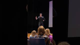 Professional Speaking Tips: Master the Art of Audience Connection