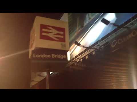 London Bridge Buskers - Sweet Home Alabama