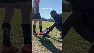 Soccer - Footballer teaching the proper technique - how to take a corner kick like a pro⚽️