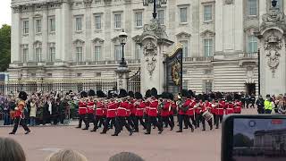 Changing the Guard- Buckingham Palace 💂‍♂️ 