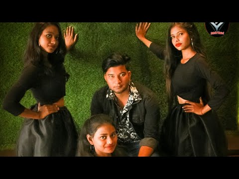 Husn Hai Suhana || Coolie No 1 || FT - Amrit Tiwari , Jyoti Gupta , Aditi Verma , Anamika || dance