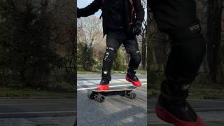 Priceless Mini 2 Veymax #esk8 #electricskateboard #eskate #skate #red #skateboard #kickflip