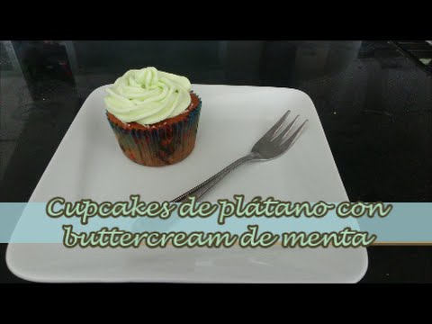 Cupcakes de platano con buttercream de menta