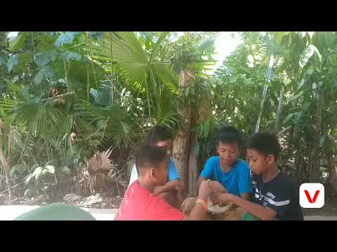 EATING MANGGO CHALLENGE ;)