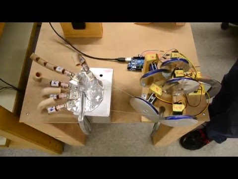 Robot Hand - Vid Bonus - Playing around