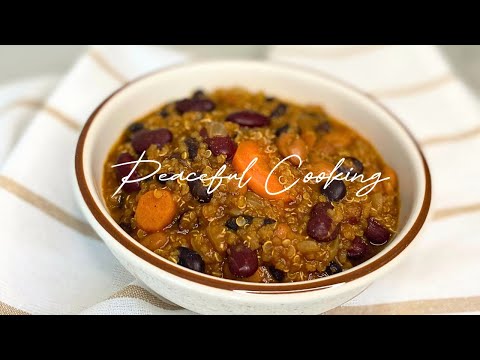Vegan Chili With Quinoa | One-Pot Meal | High Protein Meal