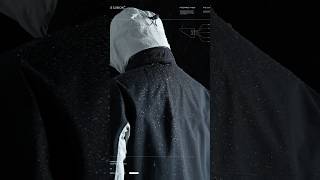 “226White”waterproof test 2.0❗️ #reindeelusion #gorpcore #streetwear #jacket #outdoors #techwear