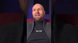 Holding hands on the 1st date..? 👫 ❤️ #datingadviceformen #relationship