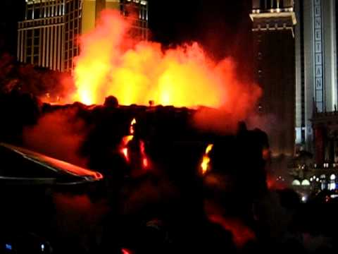 Las Vegas The Mirage Fire Show.1