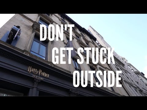 How to Get Inside the New York Harry Potter Store