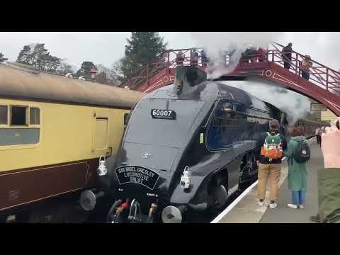 Sir Nigel Gresley runs non-stop through Goathland Railway  Station.