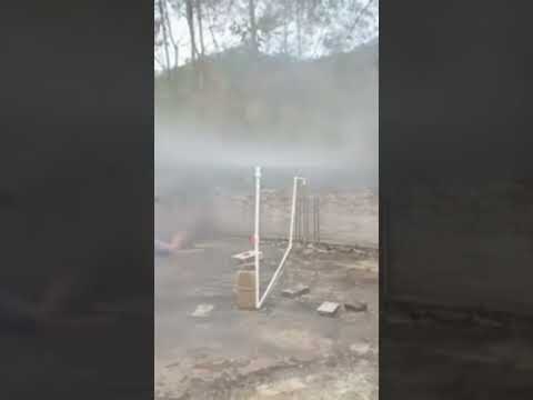 দেখুন লোকটা কি করে #weather #ghasevlog #jonathangaming
