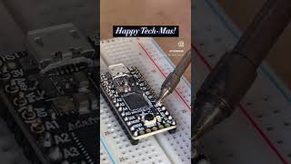 Reminds me of kisses! Happy XMas!🎄 #maker #christmas #diy #soldering #electronics #adafruit