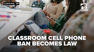 LIVE: Gov. Whitmer is singing a new law to reduce cellphone distractions in school