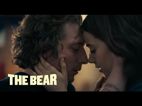 The Bear (2022) | Cammy & Claire First Kiss Scene