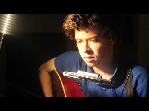 I'm On The Moon - Daniel Dey Nee