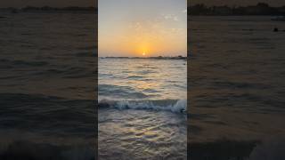 Nature’s calm hits different.#sunsetlover #naturevibes #oceanmagic #earthmood #shorts#viralreel
