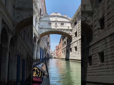 Late summer = best summer #venice  #venezia #italytravel #italy  #americanexpat #travel