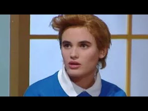 Les Nuls, l'émission S02-E40 Judith Godrèche - Nina Hagen [VF/ST] (16 Novembre 1991)