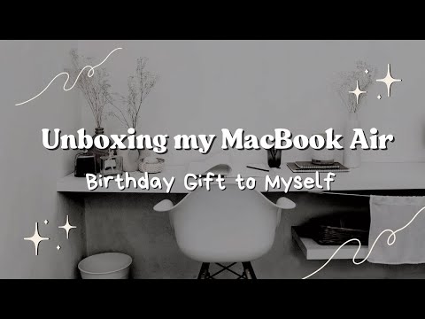 Unboxing my new MacBook Air!
