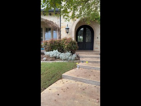 1229 Manchester Dr   Outside Walk-aroud