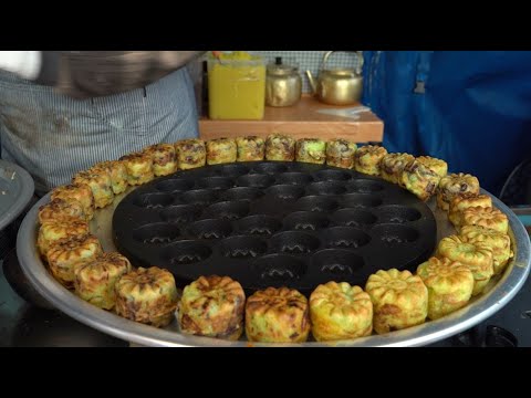 Korean Street Food - Chrysanthemum Bread with red beans
