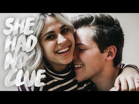 SURPRISING MY WIFE FOR VALENTINE'S DAY! COOKING HER DINNER AND GIVING HER PRESENTS!
