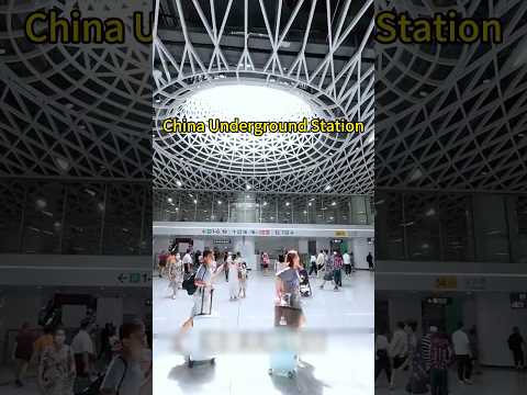 London vs China Subway: Ancient vs Futuristic!#LondonUnderground#ChinaSubway#MetroComparison
