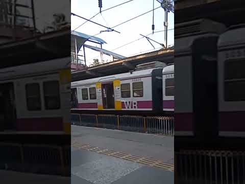 #localtrain #trainvideo #punlicnews #howrah_station #kolkatavlog #views #1millionviews
