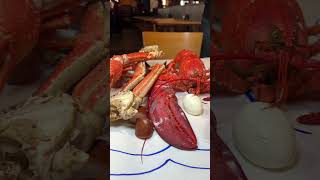 Seafood lover or a seafoooooood lover? Las Vegas food. Las Vegas seafood.