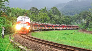 KERETA API PANJANG‼️ MENEMUKAN 26 KERETA API MELINTASI PERLINTASAN STASIUN DAN TIKUNGAN