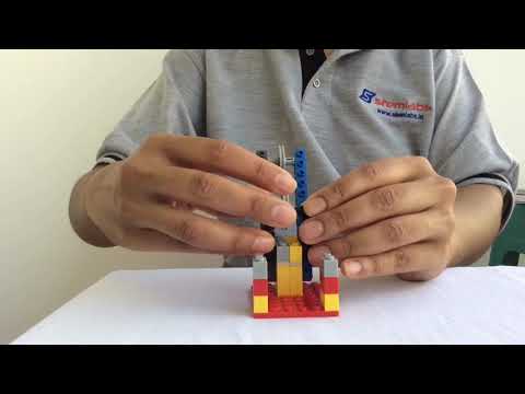 Industrial Crane model built with technic bricks and blocks STEMLABS