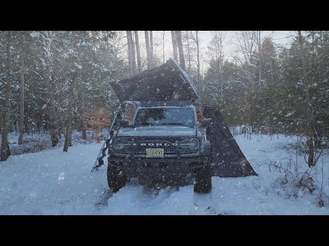 Winter Camping in Snow and Strong Winds: -12°C Wilderness Survival | Campfire Cooking | ikamper